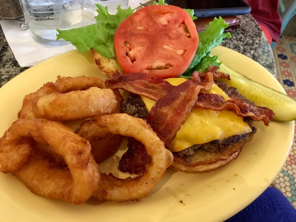 Beaches and Cream review Bacon Cheeseburger with Onion Rings