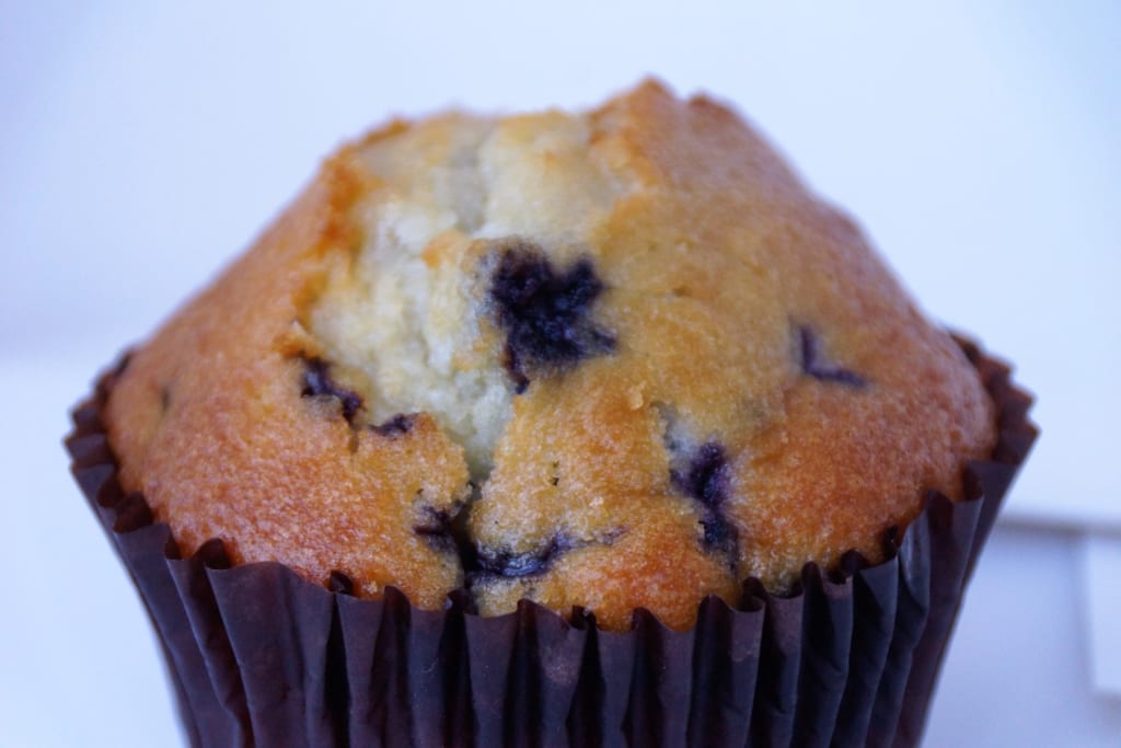 Boardwalk Bakery Review blueberry muffin