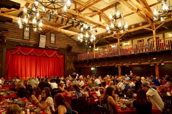 Hoop Dee Doo Musical Revue Full Review Main Dining Hall