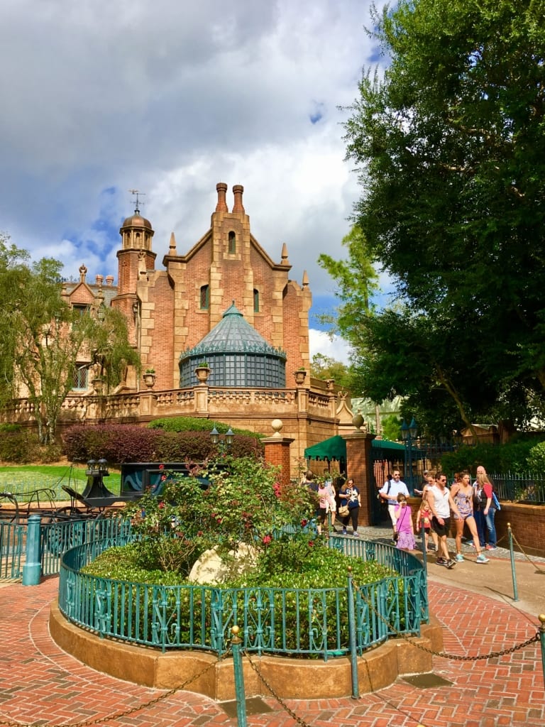 Haunted Mansion Restaurant to Magic Kingdom? - Ziggy Knows Disney