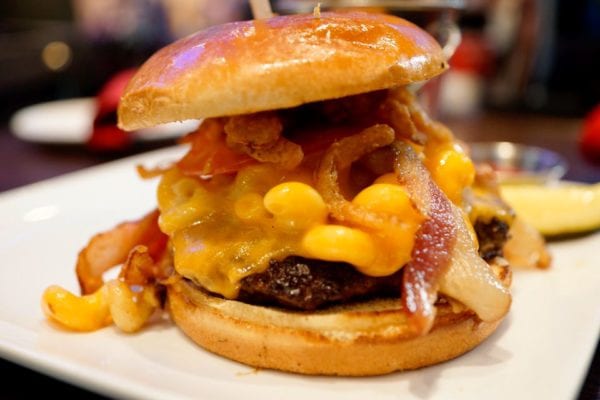 Planet Hollywood Observatory Review Bacon Mac and Cheese Burger Close