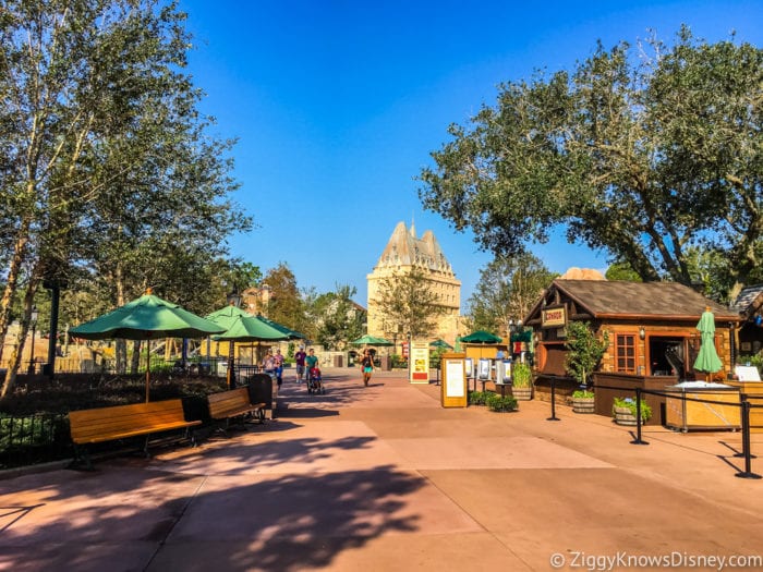 Canada Review 2017 Epcot Food and Wine Festival Canada pavilion walkway