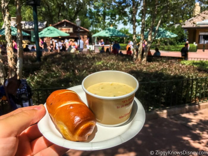 Canada Review 2017 Epcot Food and Wine Festival Canadian Cheddar Cheese Soup