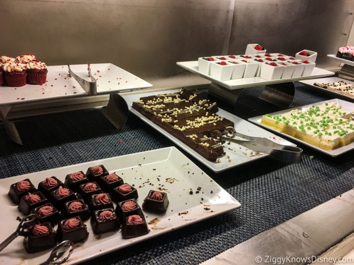 Hurricane Irma in Walt Disney World cap may cafe buffet dessert