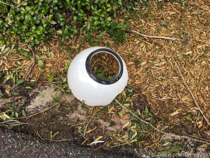 Hurricane Irma in Walt Disney World broken lamp