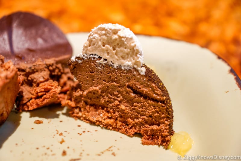 Satu'li Canteen Review Pandora chocolate cake inside