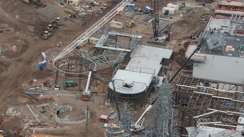 Galaxy's Edge construction update December 2017 new building 