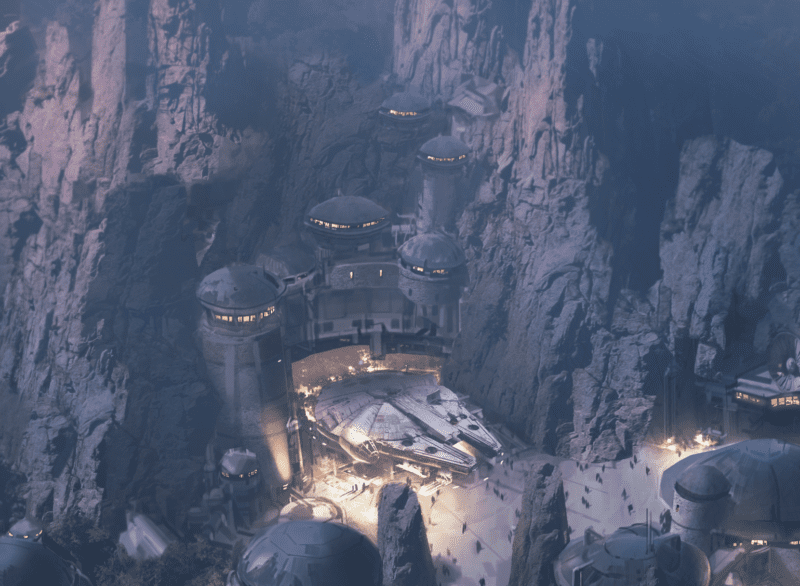 Star Wars Galaxy's Edge Restaurants Layout millennium falcon