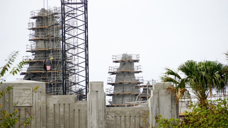 galaxy's edge progress Millennium Falcon rockwork