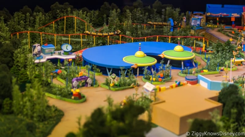 Toy Story Land Alien Swirling Saucers