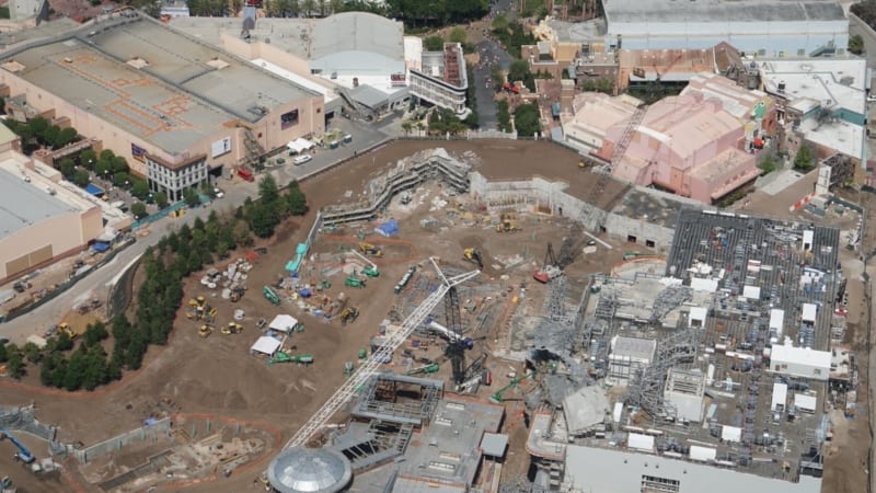 Star Wars Galaxy's Edge Construction Update April 2018 main entrance