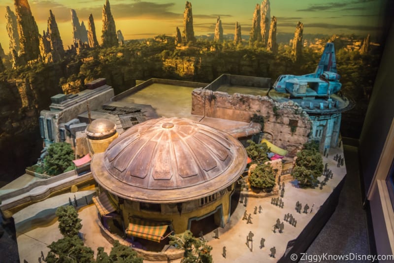 Star Wars Galaxy's Edge Restaurants Layout model