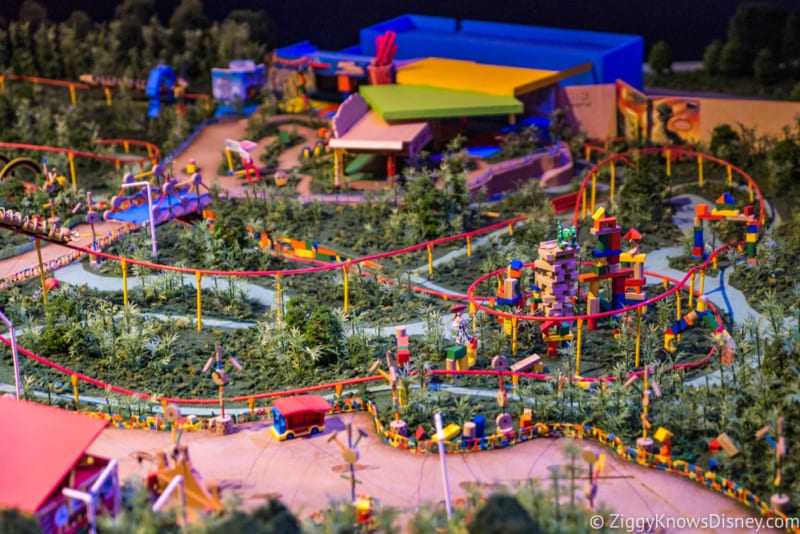 Toy Story Land FastPass+ slinky dog dash