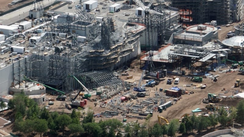 New Roofing Arrives at Battle Escape Attraction in Galaxy's Edge