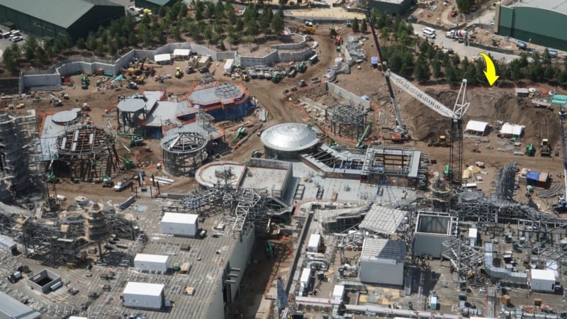 Star Wars Galaxy's Edge berm construction