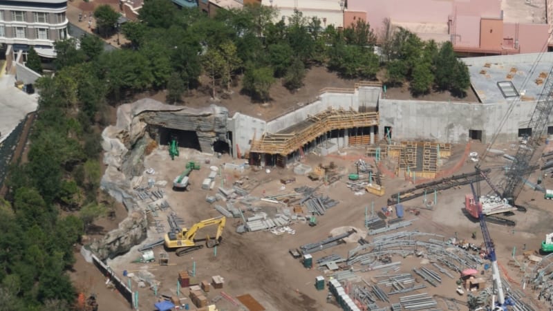 Star Wars Galaxy's Edge entrance rock work