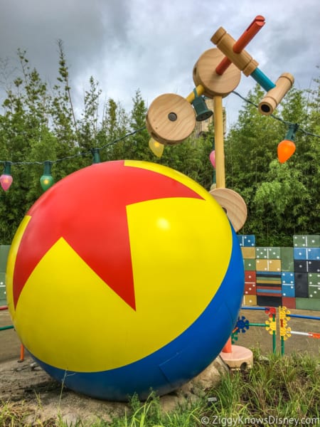 Sneak Peak at Toy Story Land Theming Disneyland Paris luxe ball