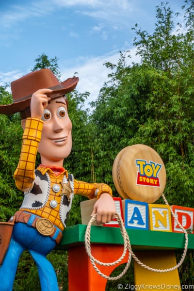 Toy Story Land Walkthrough Photo Tour 
