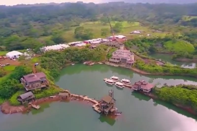 Dwayne Johnson Sneak Peak Jungle Cruise