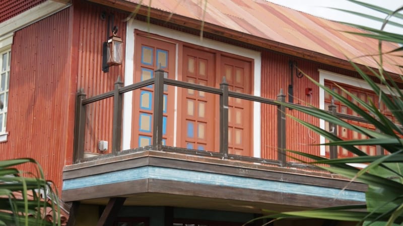 Magic Kingdom Club 33 in Adventureland has New Facade balcony