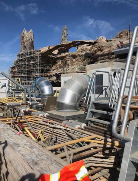 New Star Wars Galaxy's Edge Photos Leaked in Disneyland Park